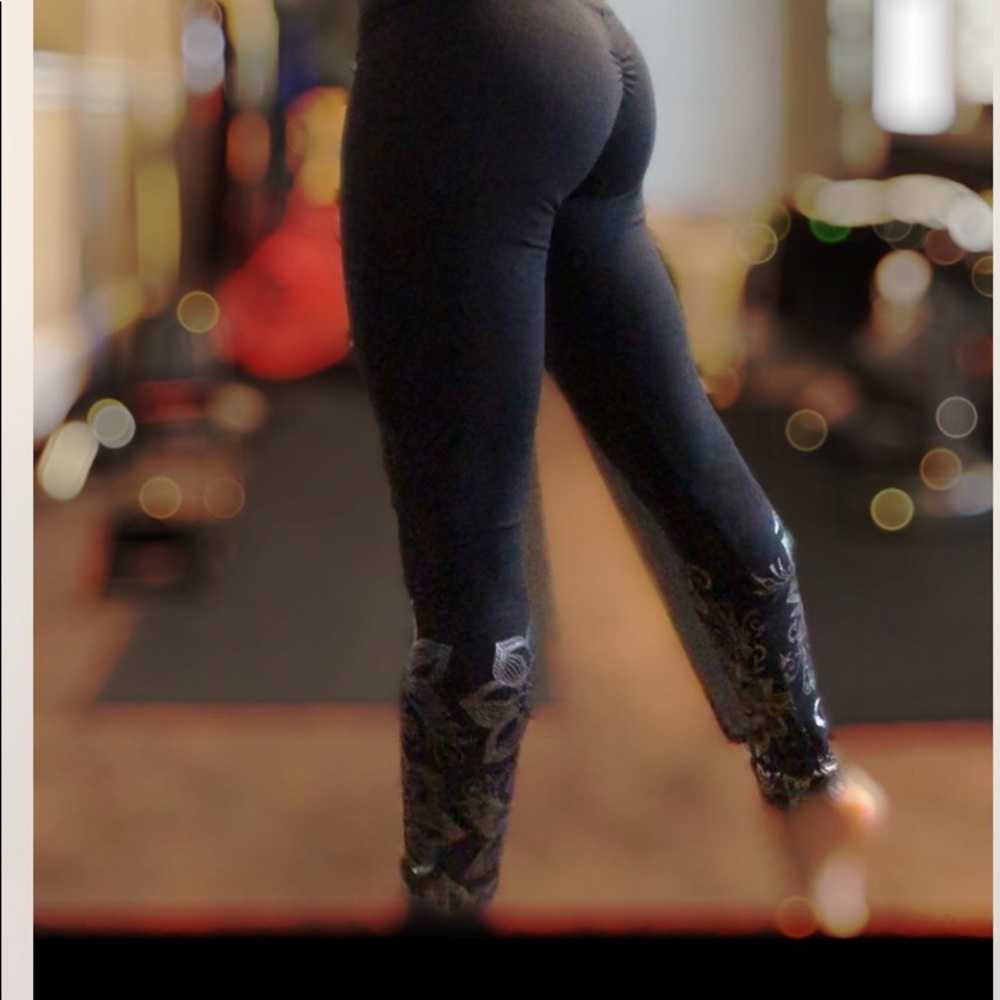Jala henna yoga pants *NEW* size small